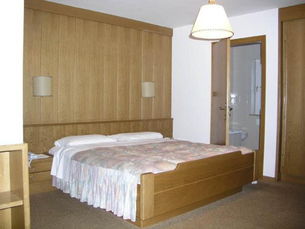 Hotel Garni Soreie Pozza di Fassa Phòng bức ảnh