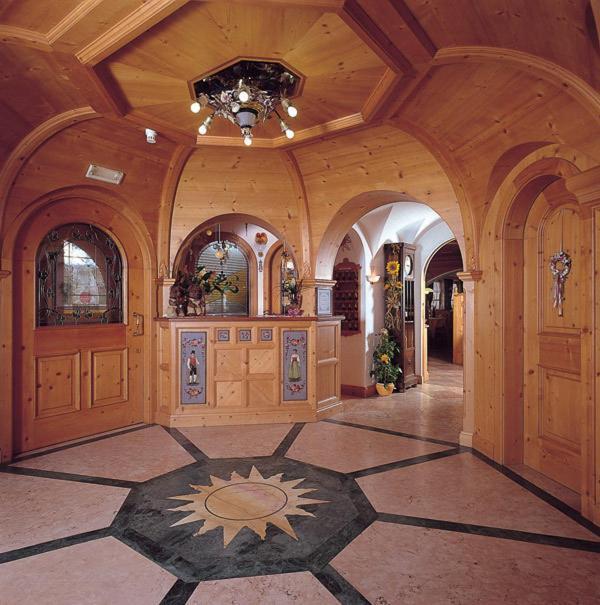 Hotel Garni Soreie Pozza di Fassa Ngoại thất bức ảnh
